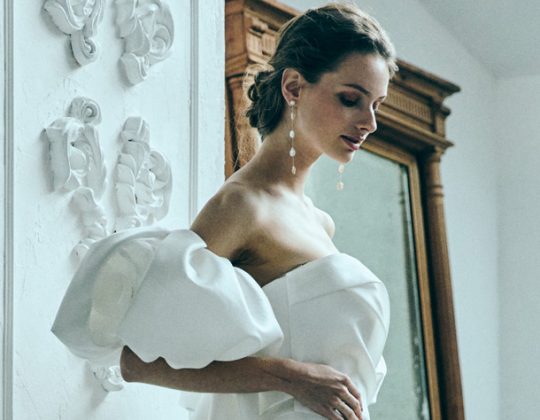 Wedding Collection 2023 Bespoke ウエディングドレスファッションショー開催