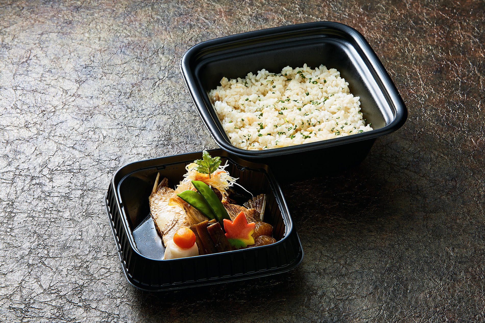 鯛煮つけと鯛御飯弁当